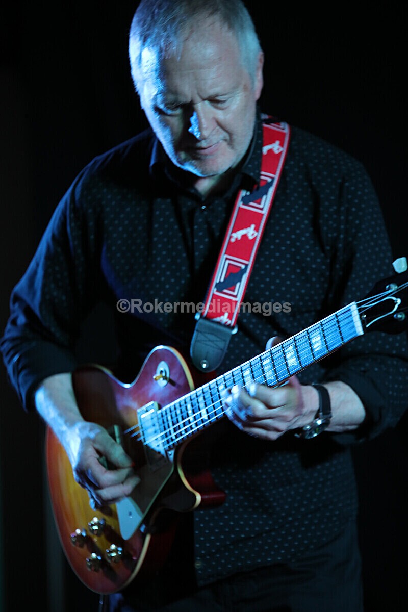 FOLK N BLUES-652 - FOLK and BLUES SEPT 2022