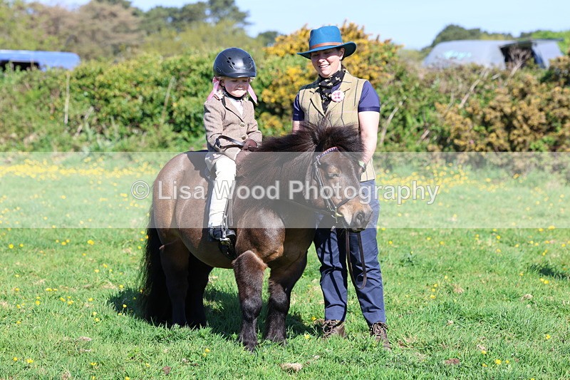 3E7A9006 - Class 2: Lead rein