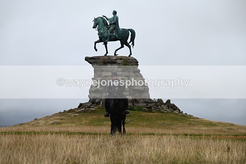 DSC_2170 - Time at Statue 12:13 to 12:32
