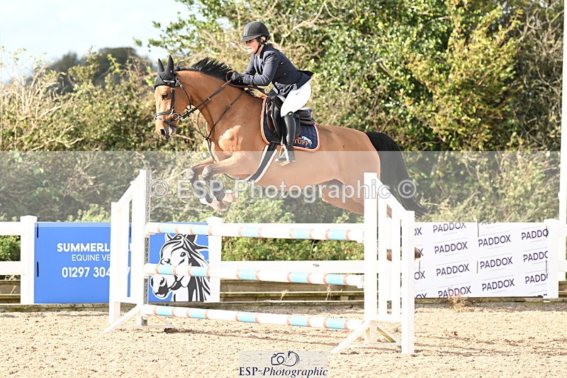 241023A-142548-01038 - Cls 4 Newcomers and 1.10m Open