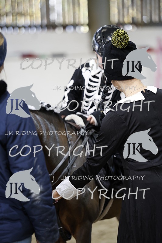 _T0A0934 - Class 1 Cross poles