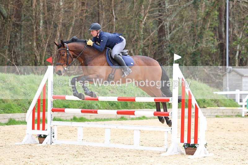 3E7A7677 - Class 8: Senior Newcomers/1.10m open