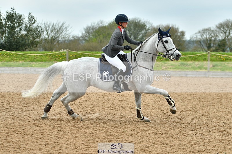 230421A-115931-01676 - Friday Cls 4 Jump Off