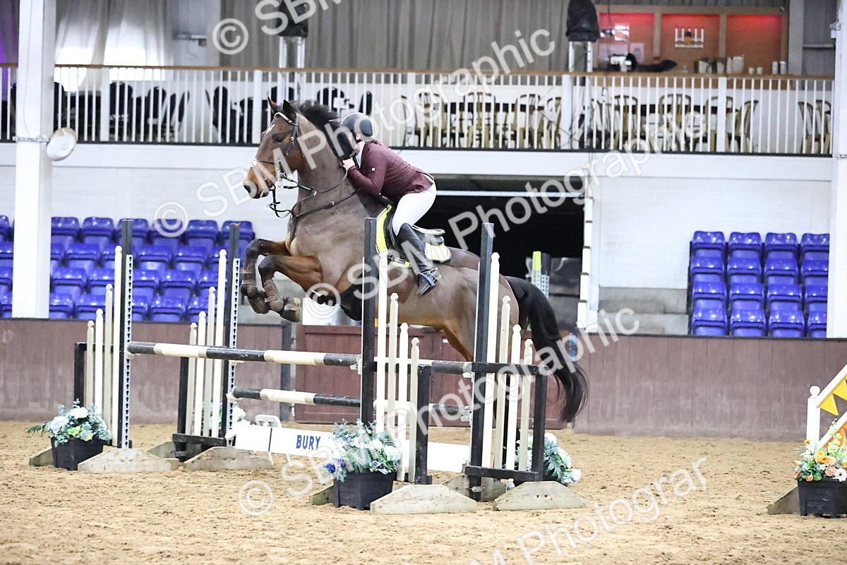 SBM_2128 - Class 8 - Nupafeed Supplements Senior Discovery/ 1m Open