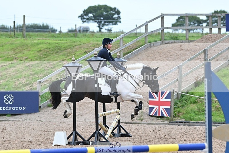 240813-180920-00597 - Classes 5 A&B & 6 80cm