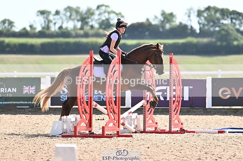 250821B-154624-00612 - Group B - Danielle