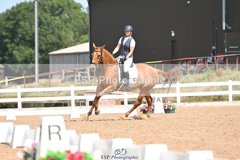 250816-122556-04508 - 051-Alana.ShaplandForever.Autumn.DS