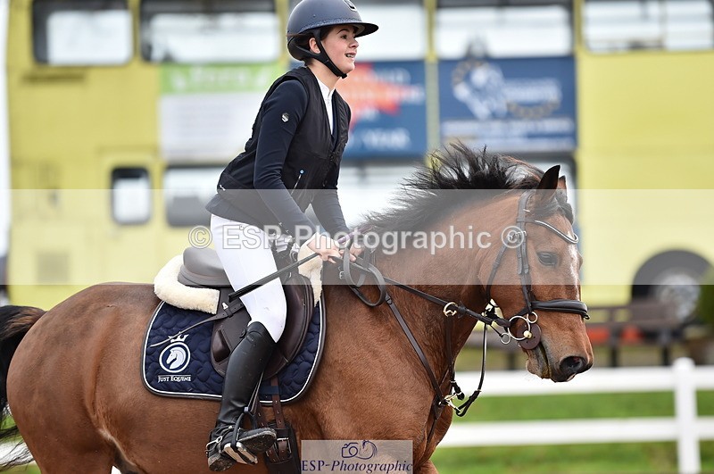 231203A-110136-00677 - Cls 3 Discovery & 90cm Open