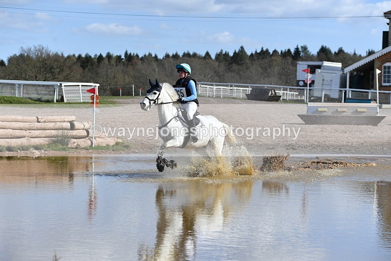 WJ5_8687 - Time 14:48 to 15:04