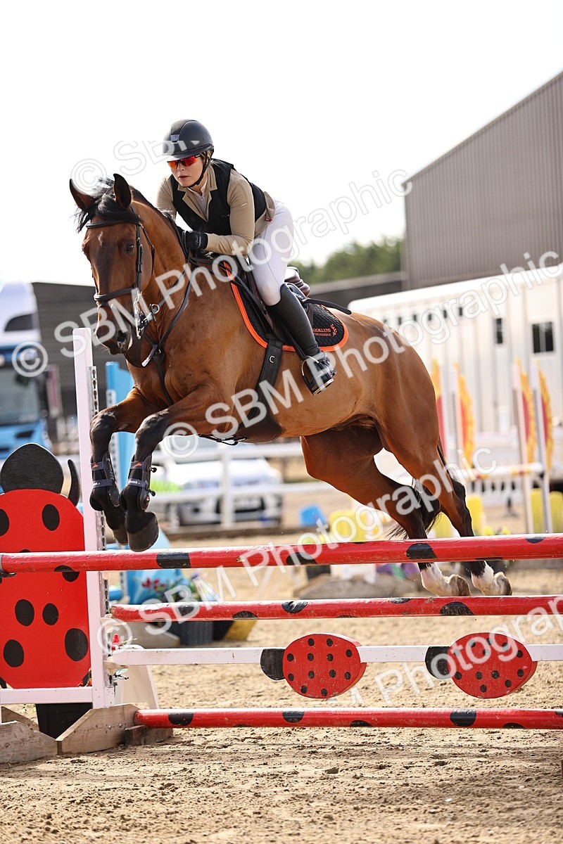 SBM_009294 - Class 7 - Senior Discovery - 1.00m Open