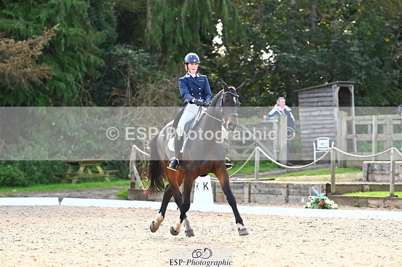 231021-143132-17851 - 358-ROYALE.MESSENGER-Anna.Singer-DR