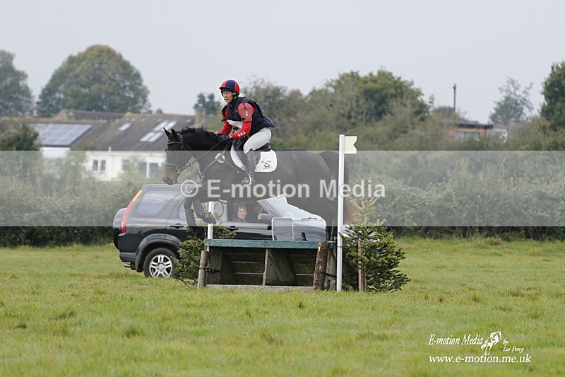  WWHT 171021 0922 - Open Novice (0.80m)  17/10/21
