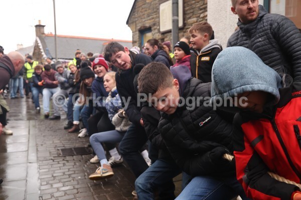 DAD_1993 - Stromness Yule Log Pull