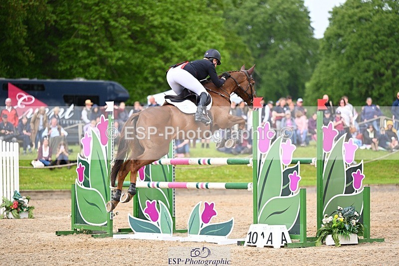 240526-102355-19994 - 307-CYMOON_''F''_Z-Kristina_Cook