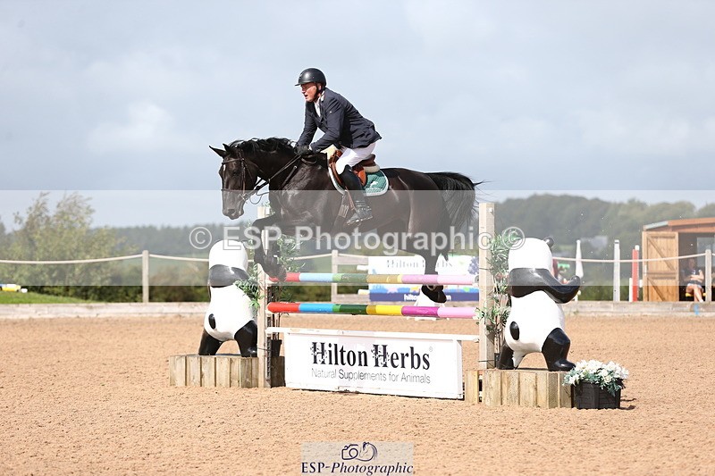 230812A-121215-08938 - Cls 32 Foxhunter