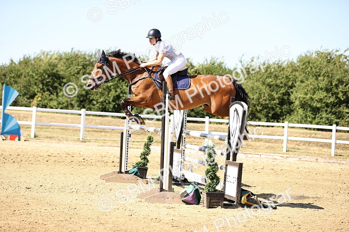 SBM_015519 - Class 16 - Senior foxhunter - 1.20m Open