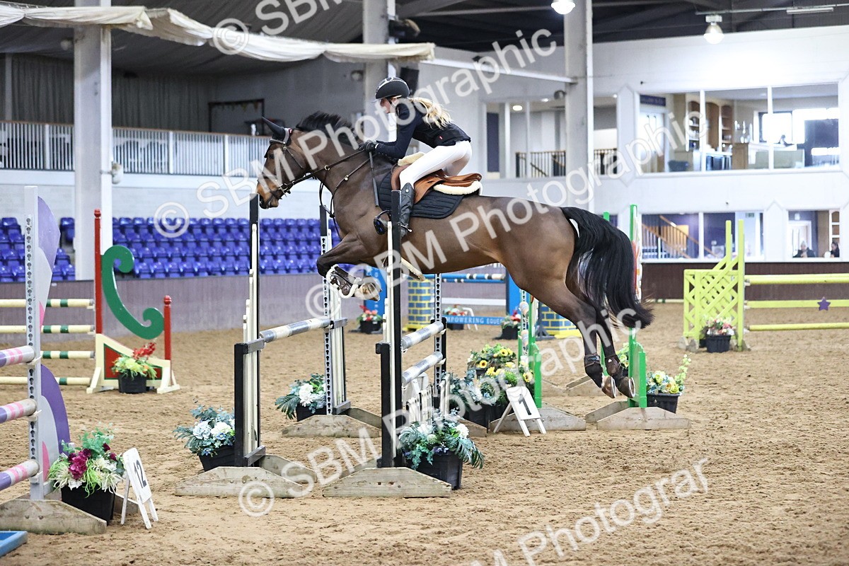 SBM_006336 - Class 16 - Senior Newcomers - 1.10m Open