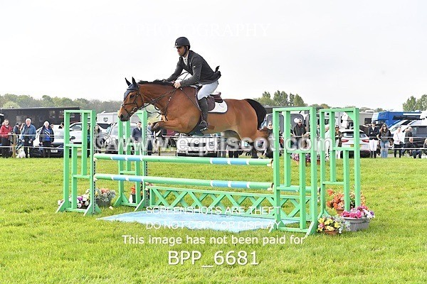 BPP_6681 - CLASS 2 RHS Classic Champ Qual (1.20m)