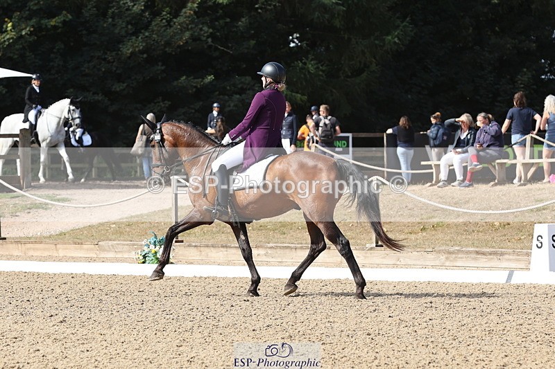 250809A-100835-02303 - 004-Nicola.KayesBoss.X