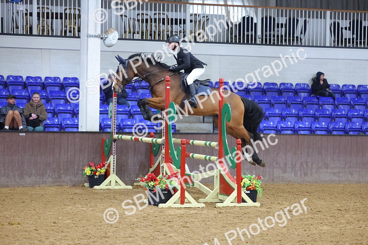 SBM_002001 - Class 15 - Senior Newcomers - First Round (1.10m)