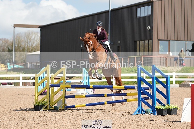 250329-104111-03690 - Cls 20 British Novice and 90cm