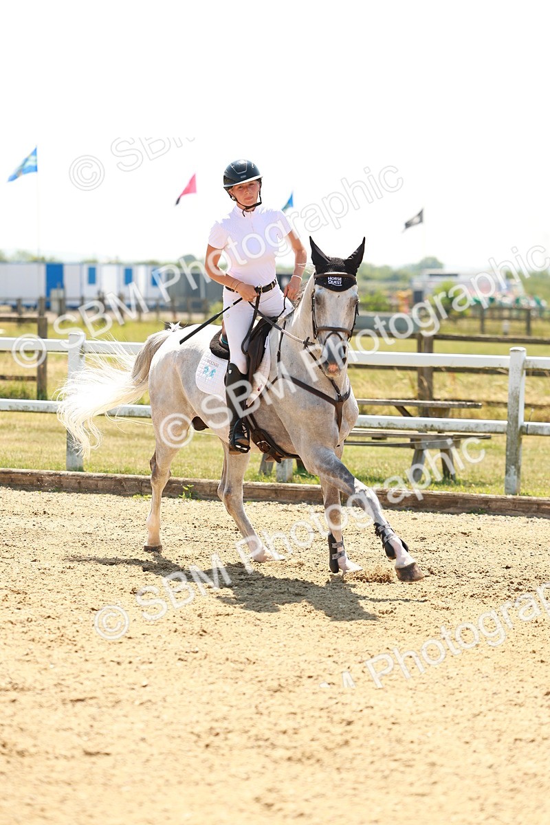 SBM_001618 - Class 4 - Senior Newcomers - 1.10m