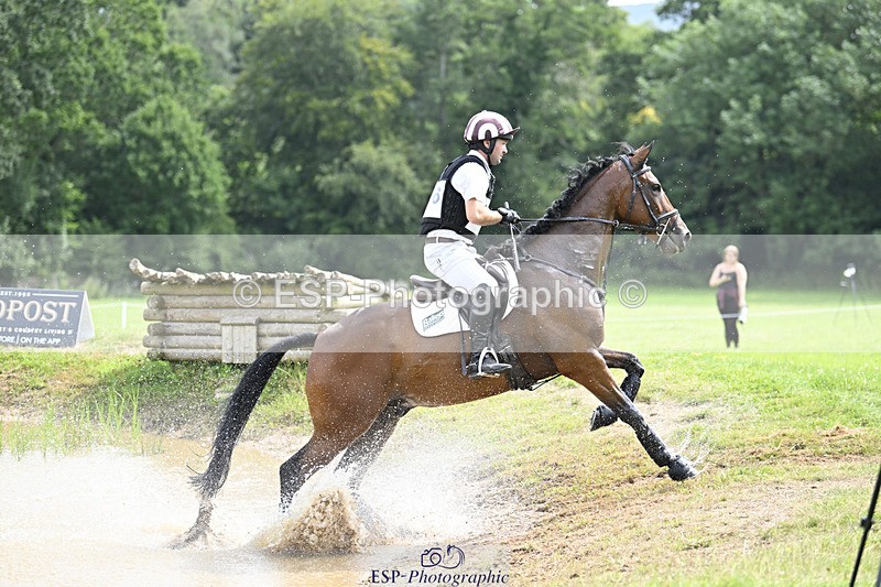 240804-120137-12222 - 306-Rupert_Batting-COOMBELAND_ALBERTS_RUMOUR_II