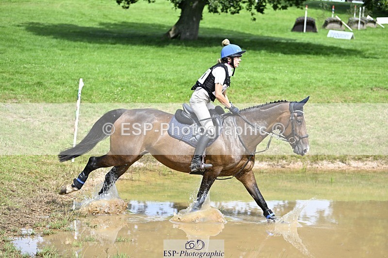 240803-150729-08408 - 181-Charlotte_Bradbury-KENSINGTON_EMPIRE