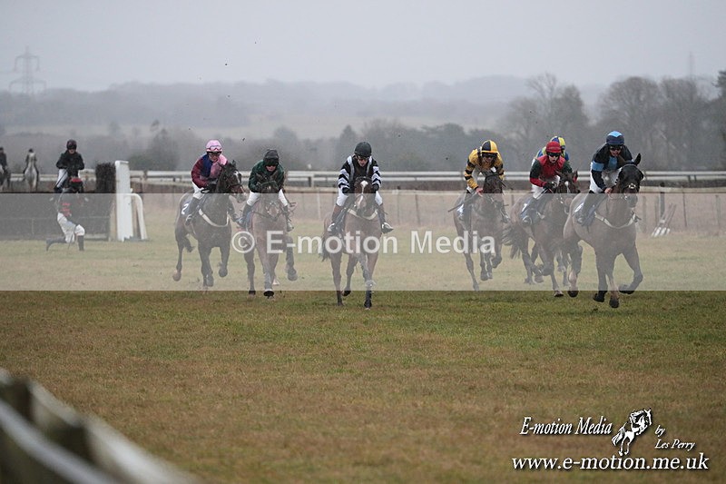 PtP 260125 261 - Cocklebarrow Point-to-Point racing with the Heythrop Hunt 26/01/25