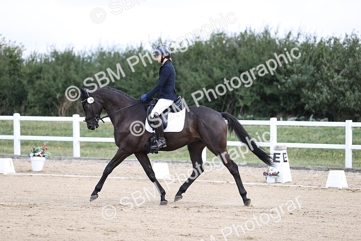 SBM_015325 - Class 14 - Novice 23 - 9.05-10.08