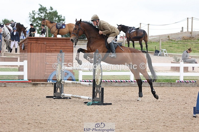 250625-124905-00760 - Cls 4 Newcomers and 1.10m Open