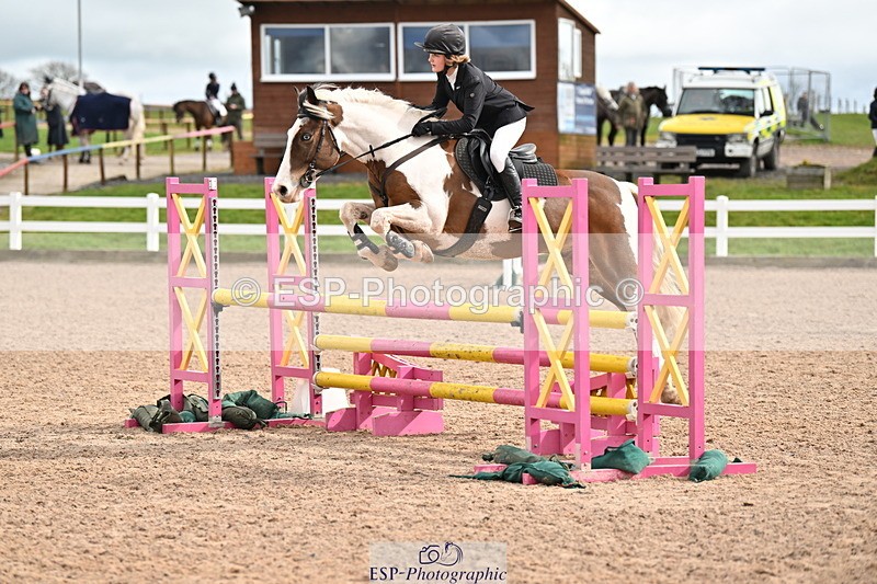 240310A-112854-02329 - Cls 4 Pony Discovery and 90cm Open