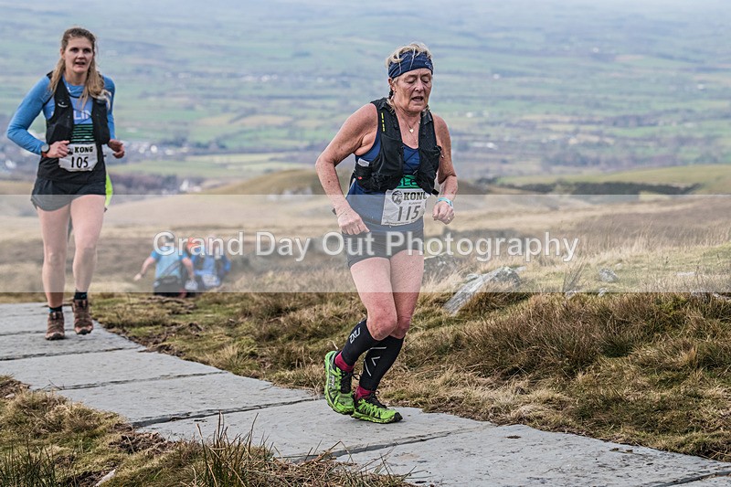 Nine Standards-443 - Nine Standards Fell Race Thursday 1st January 2026