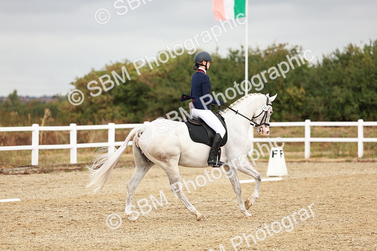 SBM_001821 - Class 8-11 - N2 E1 Warm Up - 12.27-12.59