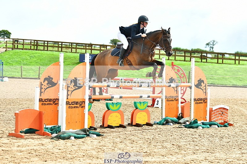 230805A-110709-00274 - Cls 2 Snr Newcomers & 1.10m Open