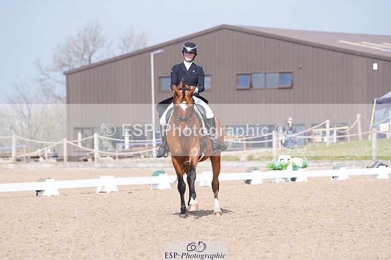 250404-120342-05577 - 010-Jessie.Kirby-As.Well.de.la.Roche.CMF