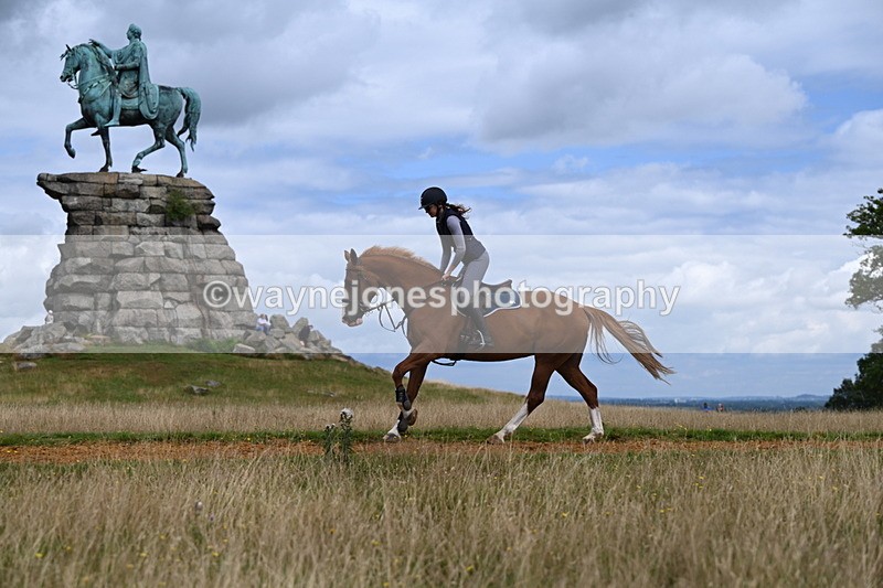 DSC_7091 - Time at Statue 12:45 to 13:15