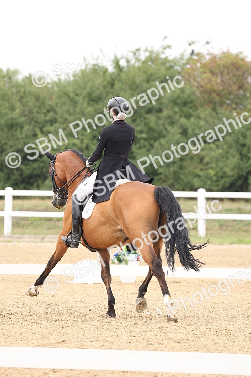 SBM_008087 - Class 10 - FEI INT I - 16.10-16.50