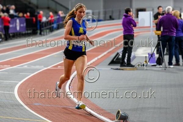 AgeInd25SUN-912890 - Track Female Set One