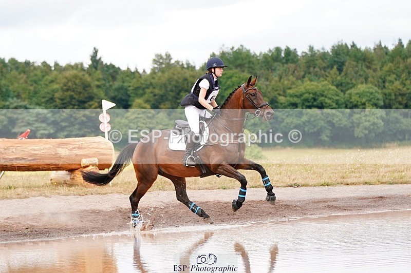 250803A-152850-16579 - O-679-Florence.Scard-Morgan-WESTON.JEMIMA