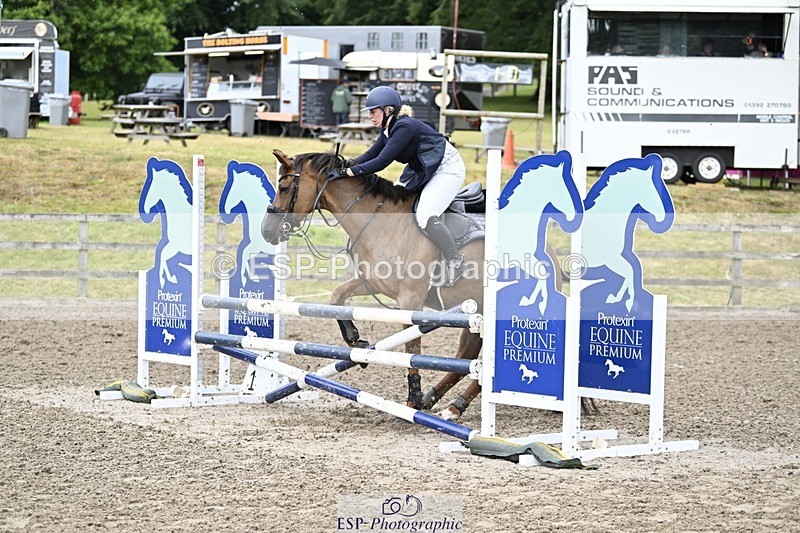240710-100326-22003 - Cls 106 British Novice and 90cm Open