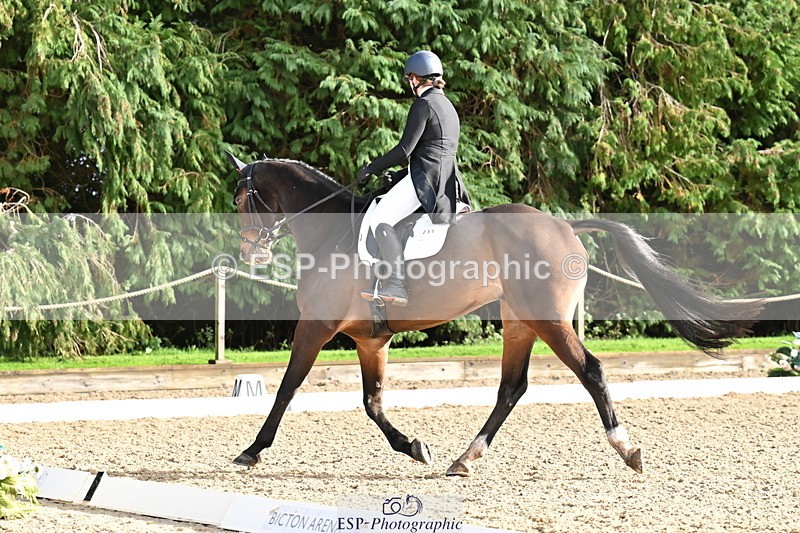 251023A-145141-05283 - C-251-Isabelle.Downes