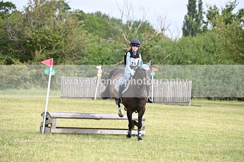 WJ6_6367 - 60cm XC Time 10:17 to 10:49