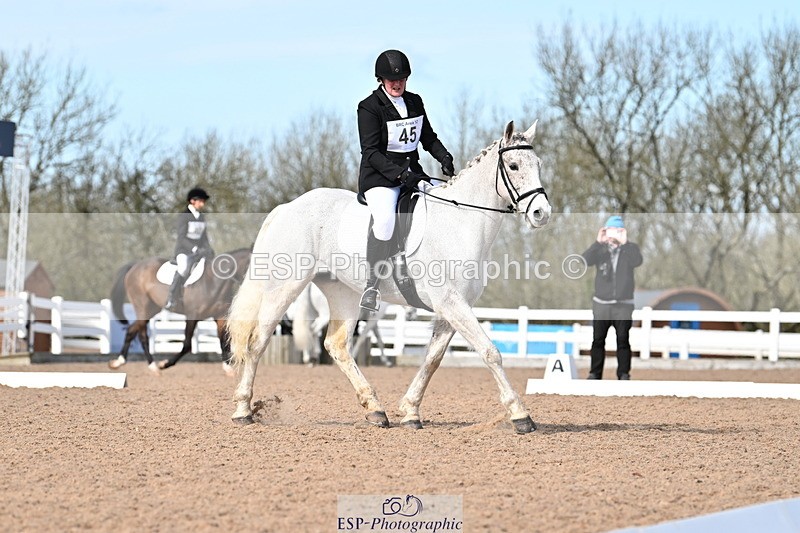 240324A-135259-03517 - Novice 28, 13.00 to 14.00