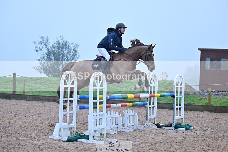 250122-120330-00274 - Cls 4 Newcomers and 1.10m