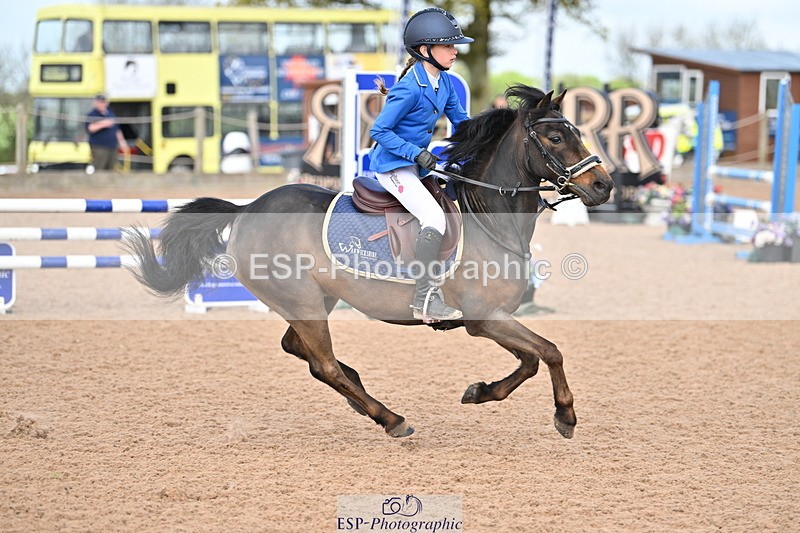 240506A-110719-08411 - Cls 3  Pony Discovery & 90cm Open