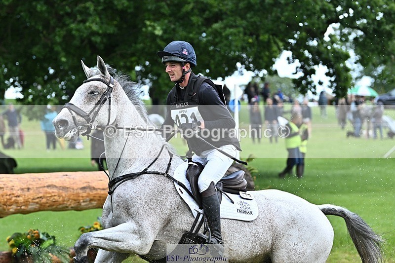 240526-132730-22887 - 421-ASK_FOR_MANCHIER-Tom_Jackson