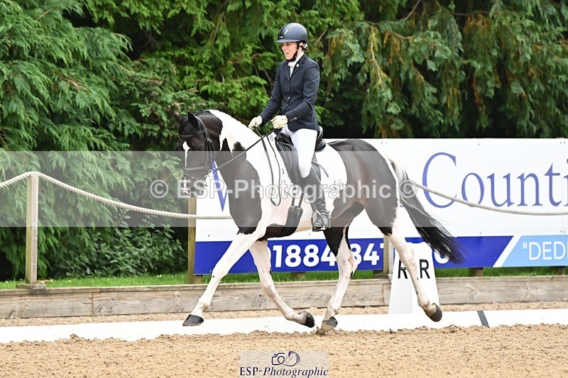 240811-111653-05132 - 189-Emma.Jenkinson-Fleur.C