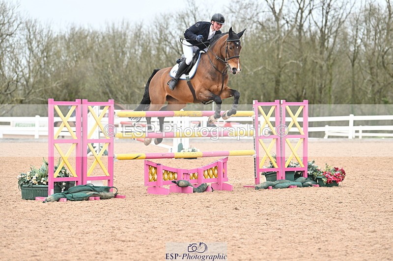 240406A-162704-04382 - Cls 18 National 1.40m Open