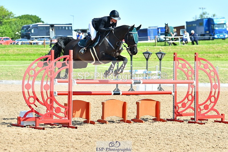 230527A-110608-03824 - Cls 14 Newcomers